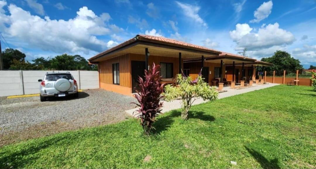 Rusticas Dani & Fam Apartment Tanque Ngoại thất bức ảnh